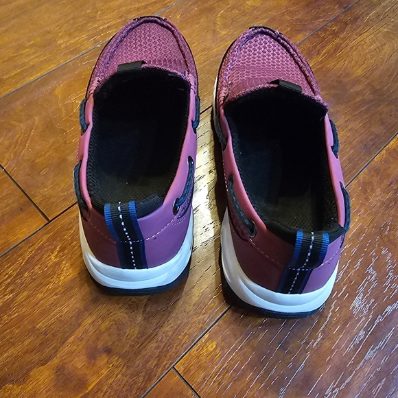 Bass Outdoor Womens Purple Slip Resistant Round Toe Slip On Boat Shoes, Size 6M - Picture 3 of 4